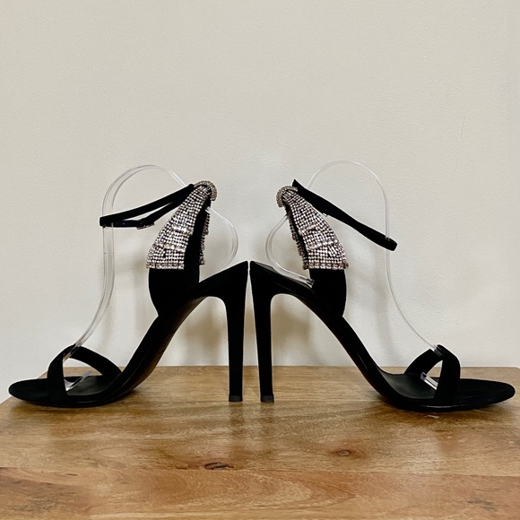 Giuseppe Zanotti Jamila Black Suede Crystal Bow Embellished Stiletto Sa… - Picture 11 of 16